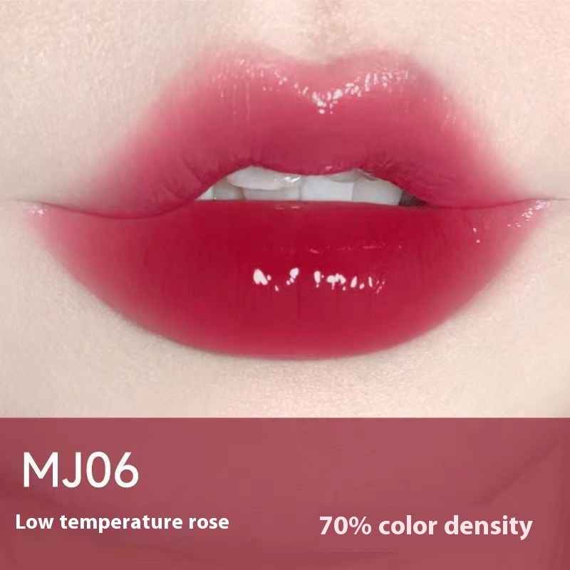 Solid Lip Balm Press Lipstick for Deep Moisturization and Whitening